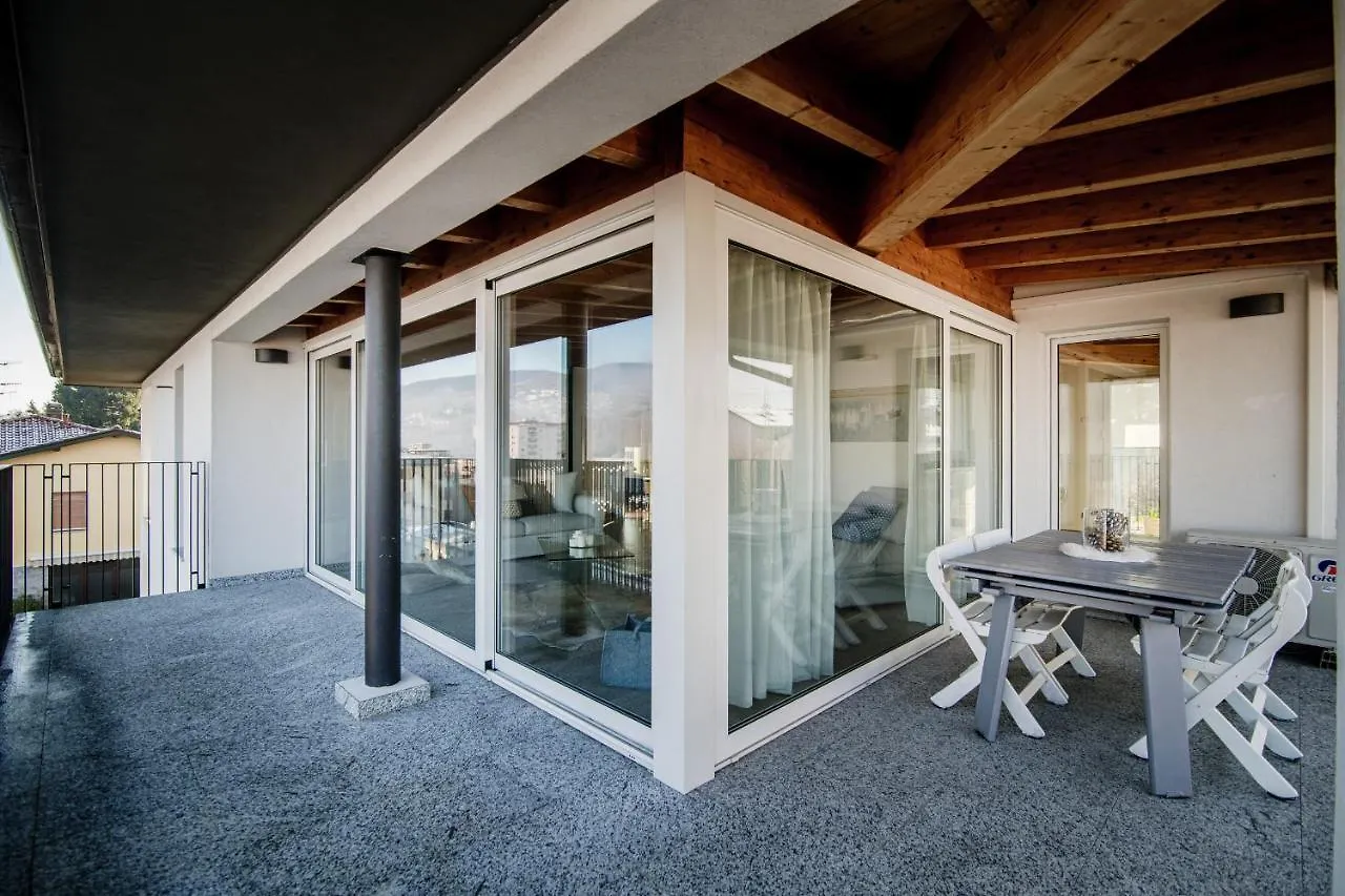 White Attic - By Myhomeincomo Camnago Volta